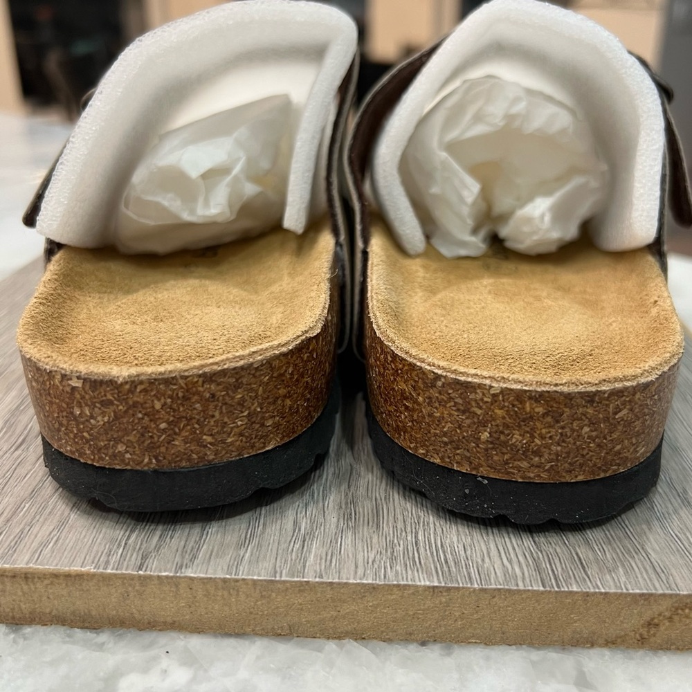BeLovely Leather Summer Sandal Sz 5.5 - Picture 8 of 11
